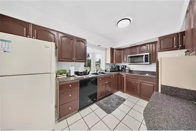 5125 York Ct, Cape Coral, FL 33904 - Photo 30