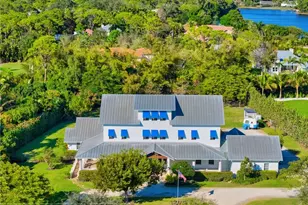 65 Mahogany Dr, Naples, FL 34108 - Photo 2