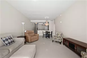 3000 Oasis Grand Blvd, Fort Myers, FL 33916 - Photo 40