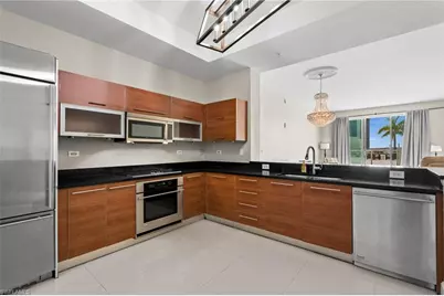 3000 Oasis Grand Blvd #401, Fort Myers, FL 33916 - Photo 8