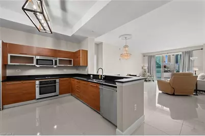 3000 Oasis Grand Blvd #401, Fort Myers, FL 33916 - Photo 6