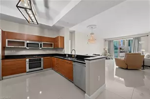3000 Oasis Grand Blvd, Fort Myers, FL 33916 - Photo 6