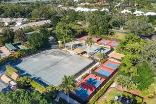 15395 Cedarwood Ln, Naples, FL 34110 - Photo 48