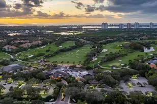 26910 Wedgewood Dr, Bonita Springs, FL 34134 - Photo 4