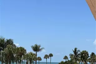 4451 Gulf Shore Blvd N, Naples, FL 34103 - Photo 2