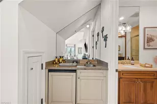 380 10th St S, Naples, FL 34102 - Photo 18