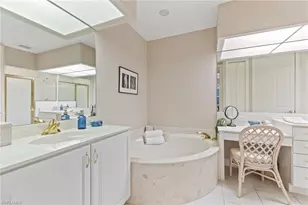 4970 Westchester Ct, Naples, FL 34105 - Photo 14
