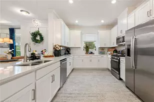 15545 Vittorio St, Naples, FL 34114 - Photo 10