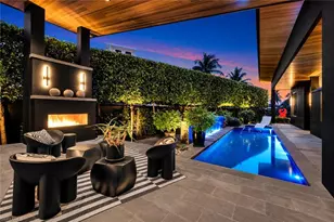 1111 12th St N, Naples, FL 34102 - Photo 2
