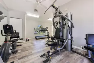 5485 Whitten Dr, Naples, FL 34104 - Photo 26