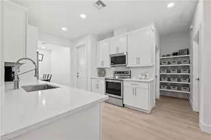 27071 Holly Ln, Bonita Springs, FL 34135 - Photo 8