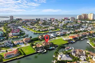 879 Banyan Ct, Marco Island, FL 34145 - Photo 14