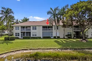 359 Dover Pl, Naples, FL 34104 - Photo 22