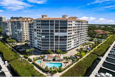 425 Dockside Dr #703, Naples, FL 34110 - Photo 4