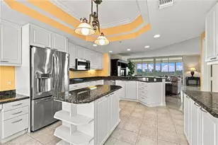 425 Dockside Dr, Naples, FL 34110 - Photo 26