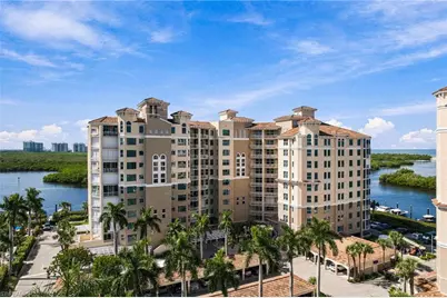 425 Dockside Dr #703, Naples, FL 34110 - Photo 2