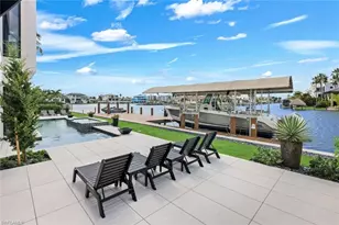 348 Seagull Ave, Naples, FL 34108 - Photo 4