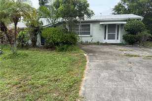 1030 22nd Ave N, Naples, FL 34103 - Photo 2