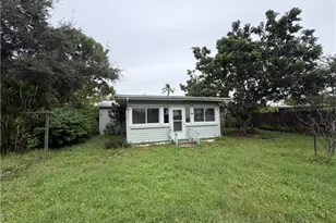 1030 22nd Ave N, Naples, FL 34103 - Photo 22