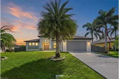 113 NW 38 Pl, Cape Coral, FL 33993 - Photo 2