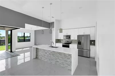 113 NW 38 Pl, Cape Coral, FL 33993 - Photo 16