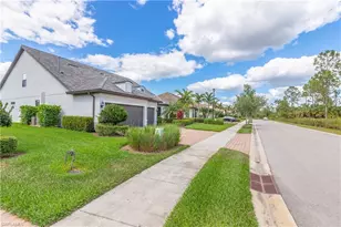 7247 Clamshell Ln, Naples, FL 34114 - Photo 4