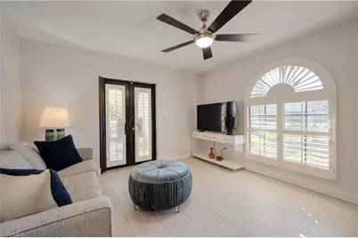 655 8th Ave S #3, Naples, FL 34102 - Photo 2