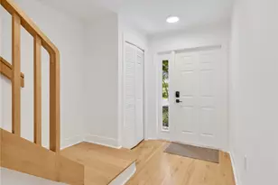 995 9th Ave S, Naples, FL 34102 - Photo 4