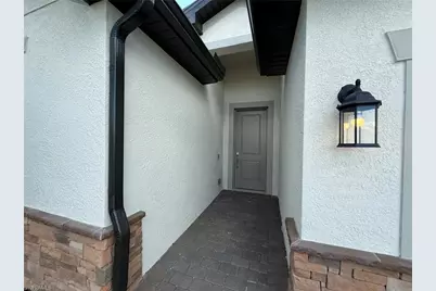 19274 Hinkley Dr, Estero, FL 33928 - Photo 6