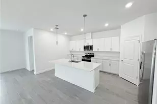 19274 Hinkley Dr, Estero, FL 33928 - Photo 8