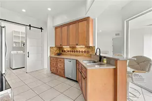 6060 Jonathans Bay Cir, Fort Myers, FL 33908 - Photo 14