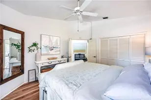 1215 Imperial Dr, Naples, FL 34110 - Photo 24
