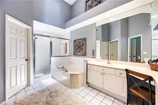 1215 Imperial Dr, Naples, FL 34110 - Photo 18