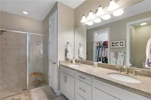 7602 Jacaranda Ln, Naples, FL 34114 - Photo 16