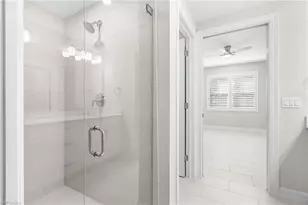 286 Indies Dr E, Naples, FL 34114 - Photo 12