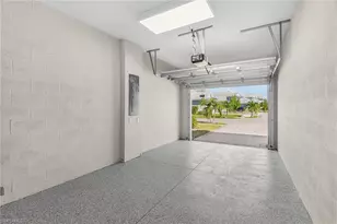 286 Indies Dr E, Naples, FL 34114 - Photo 24