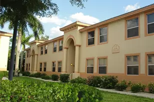 15449 Bellamar Cir, Fort Myers, FL 33908 - Photo 1