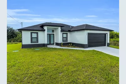 532 Lone Star Ln, Lehigh Acres, FL 33974 - Photo 8