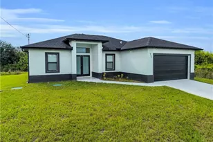 532 Lone Star Ln, Lehigh Acres, FL 33974 - Photo 8