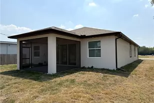 2285 Towles St, Fort Myers, FL 33916 - Photo 2