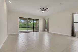 2862 Cinnamon Bay Cir, Naples, FL 34119 - Photo 4