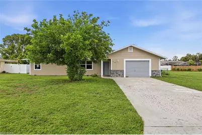 112 NE 10th Ave, Cape Coral, FL 33909 - Photo 1