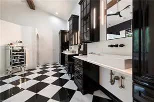 5190 Teak Wood Dr, Naples, FL 34119 - Photo 20