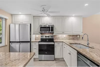 160 Palm Dr #5, Naples, FL 34112 - Photo 12