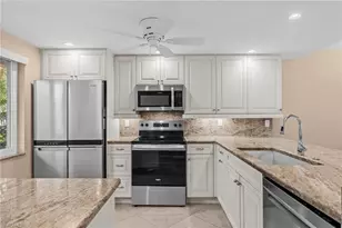 160 Palm Dr, Naples, FL 34112 - Photo 12