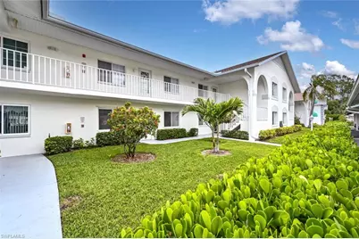 515 Gabriel Cir #10, Naples, FL 34104 - Photo 16
