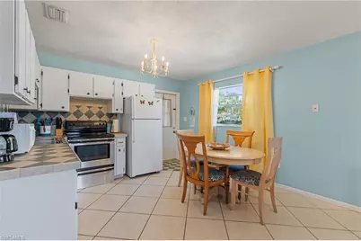 4241 Mariner Ln, Bonita Springs, FL 34134 - Photo 4