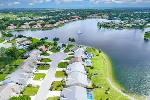 6635 Vancouver Ln, Naples, FL 34104 - Photo 24