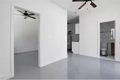 2167 Della Dr, Naples, FL 34117 - Photo 14