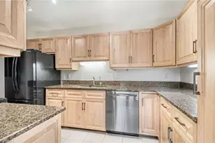 1325 Solana Rd, Naples, FL 34103 - Photo 6